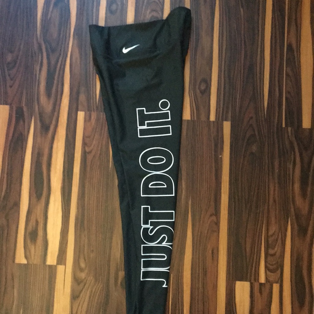 Worn once Nike just do it leggings